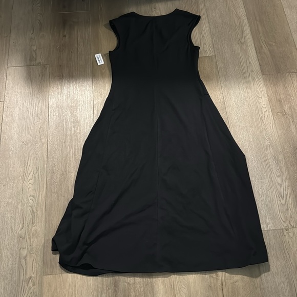 NWT! Old Navy Black Fit & Flare Midi Dress - TALL SIZES ONLY 💜 - Picture 10 of 10